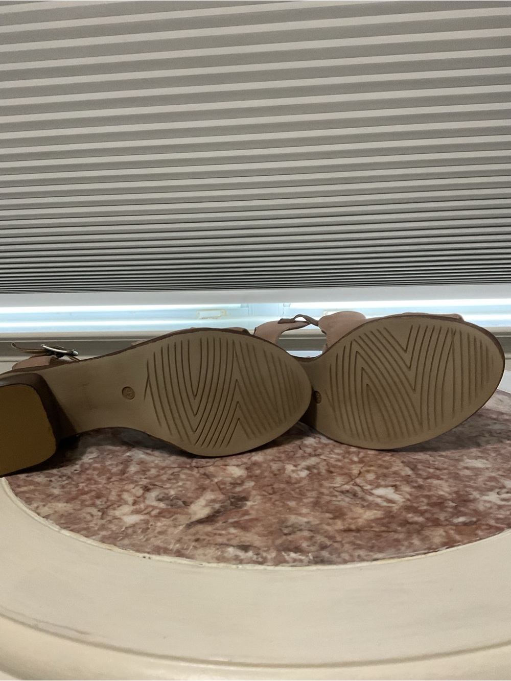 Miz Mooz Sandals size 8.5 - Picture 5 of 5